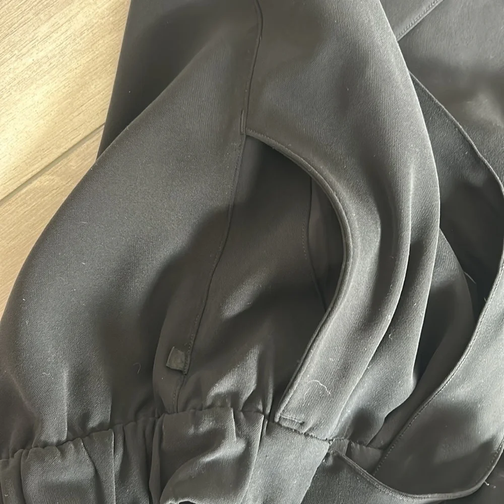 Lululemon Noir Crop wide leg tie front pants in black size 8